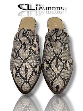 NWT CL by Laundry Catherin Snake Print Slip On Mules New Size 10